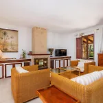 Finca Adelfa